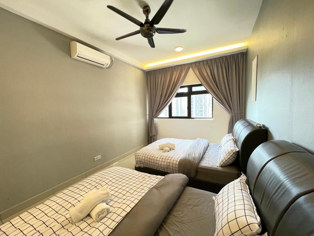 Meridin Medini By Wp Homestay Nusajaya  Exterior foto