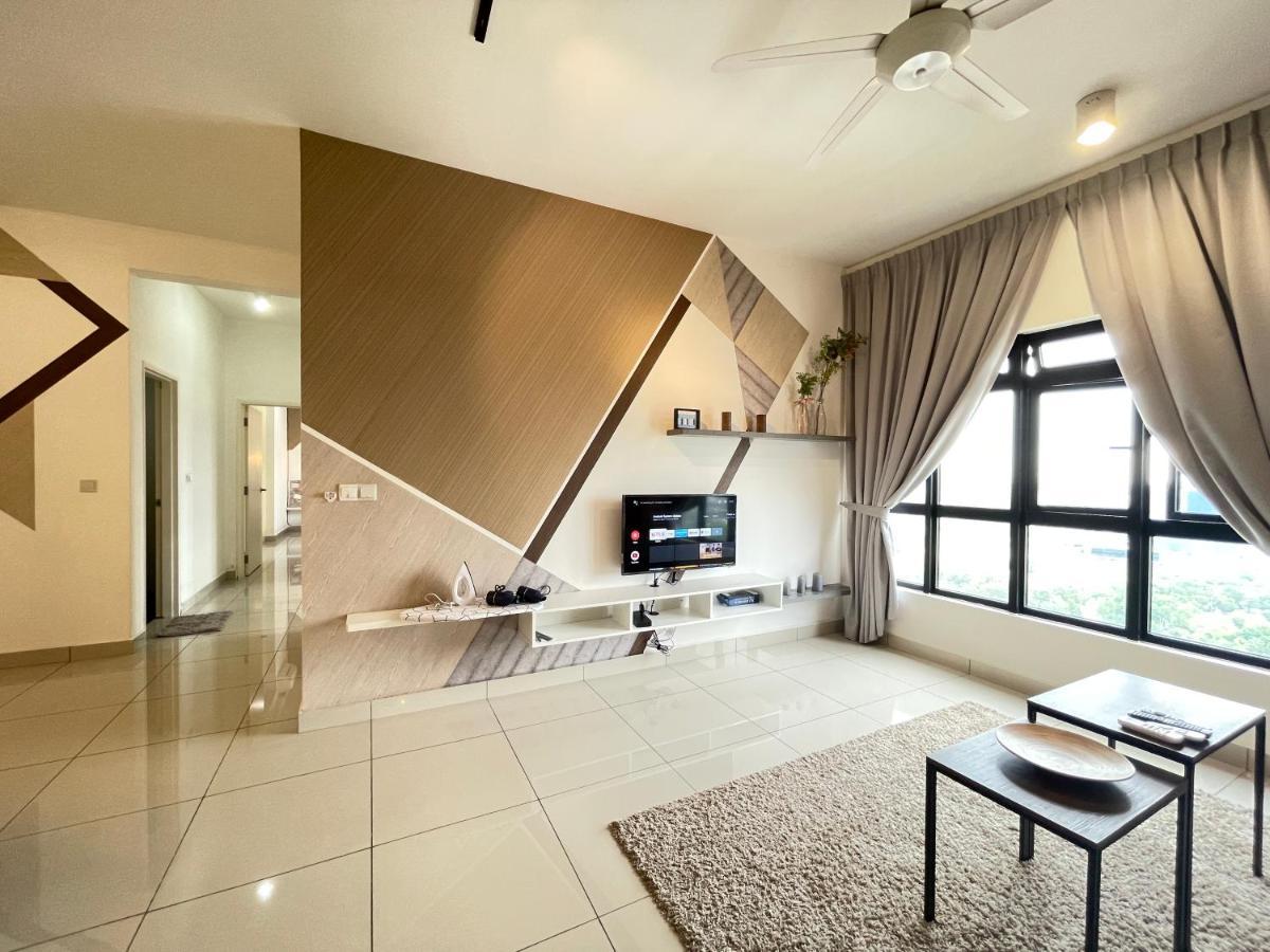 Meridin Medini By Wp Homestay Nusajaya  Exterior foto
